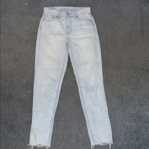 American Eagle mom jeans